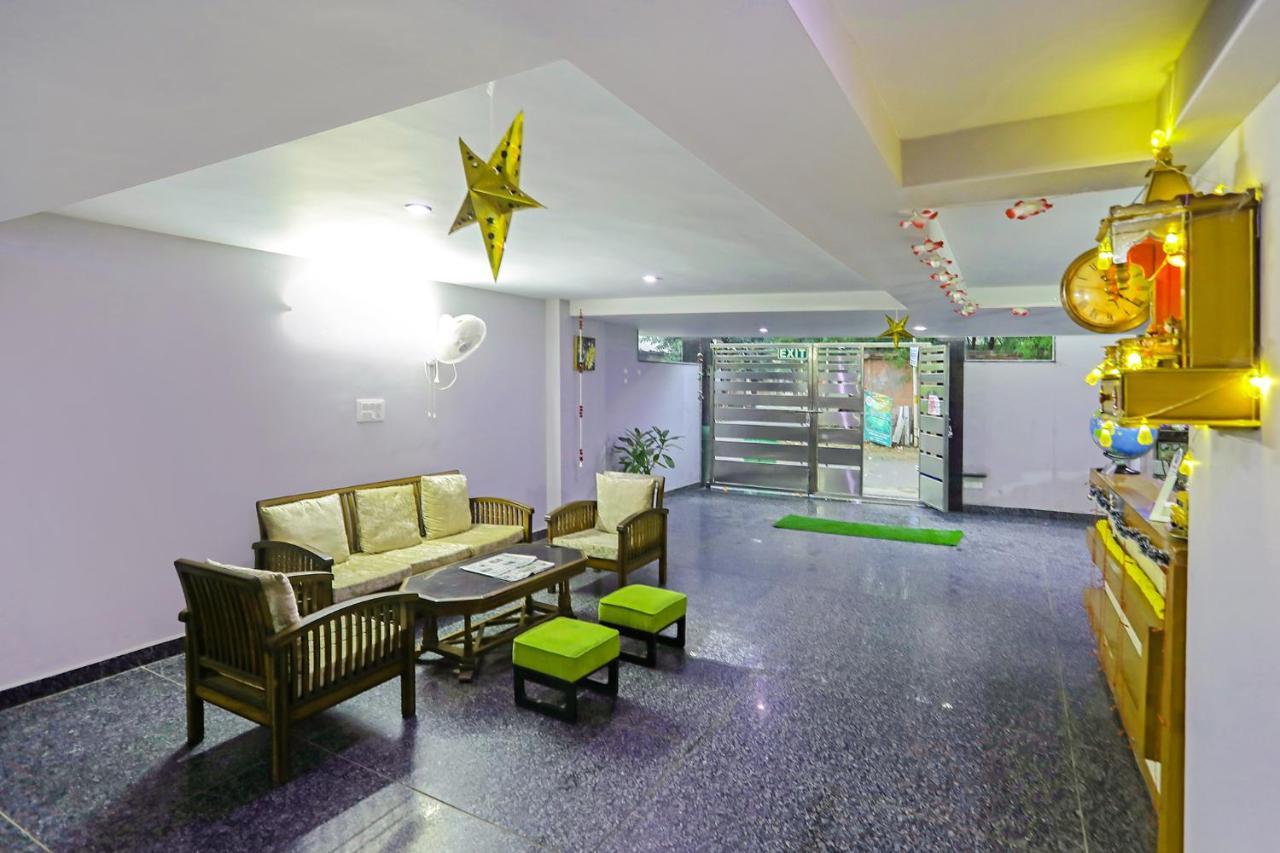 Fabhotel White House Bnb - Nr Yashobhoomi Convention Centre デリー エクステリア 写真